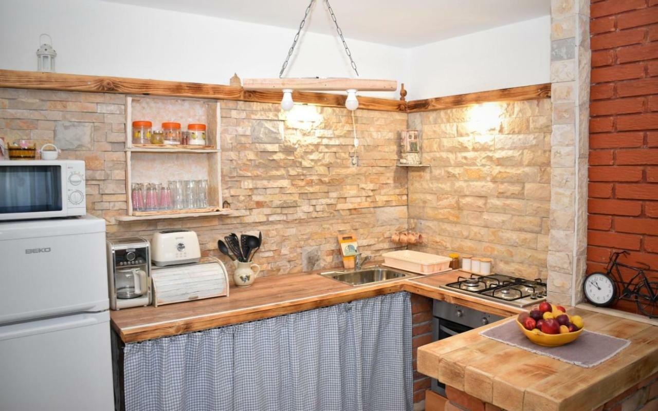 Apartamento Velebit Ražanac Exterior foto