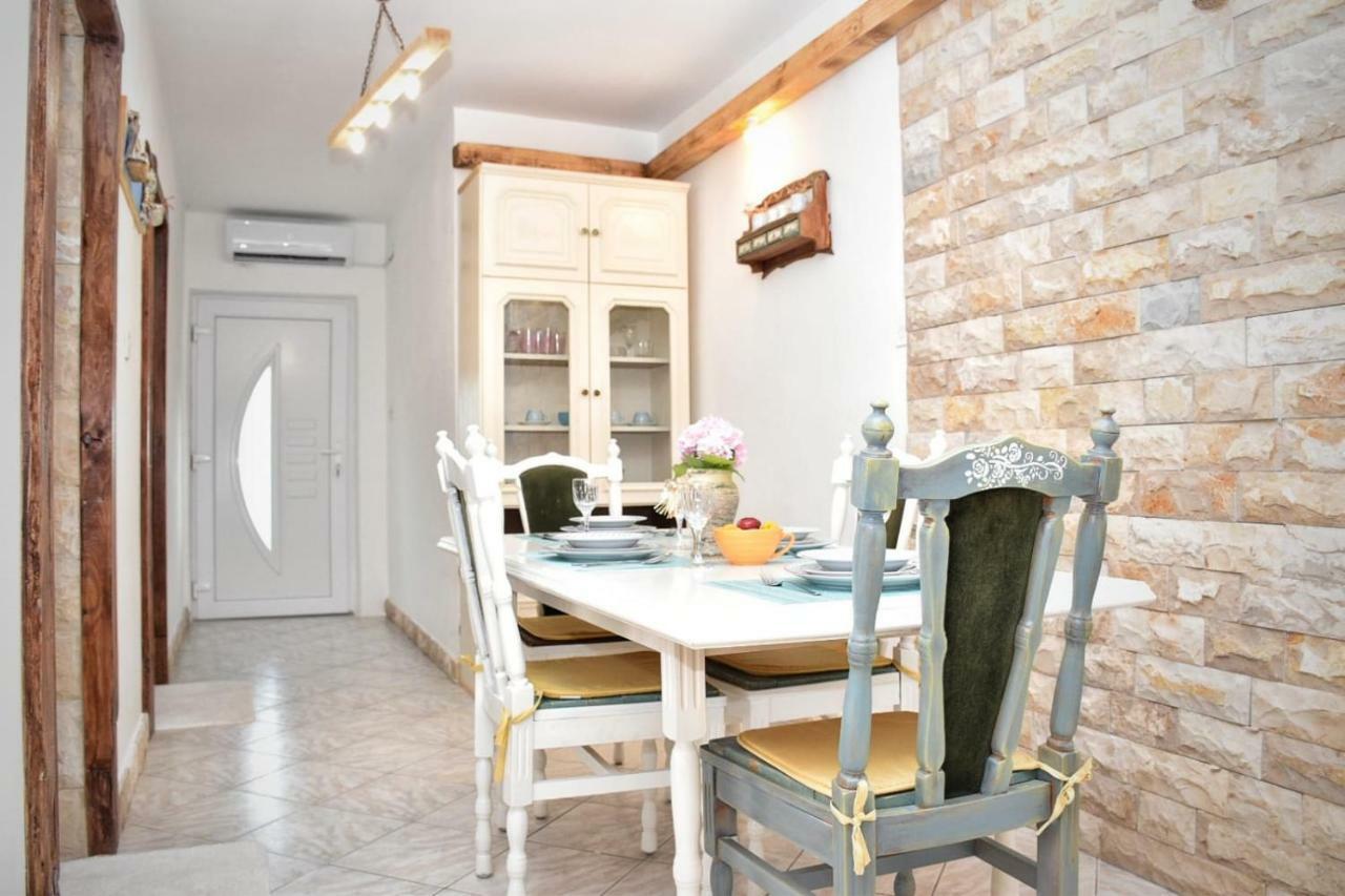 Apartamento Velebit Ražanac Exterior foto