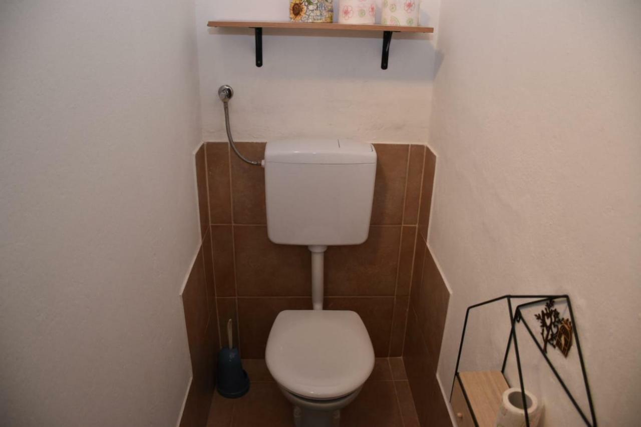 Apartamento Velebit Ražanac Exterior foto