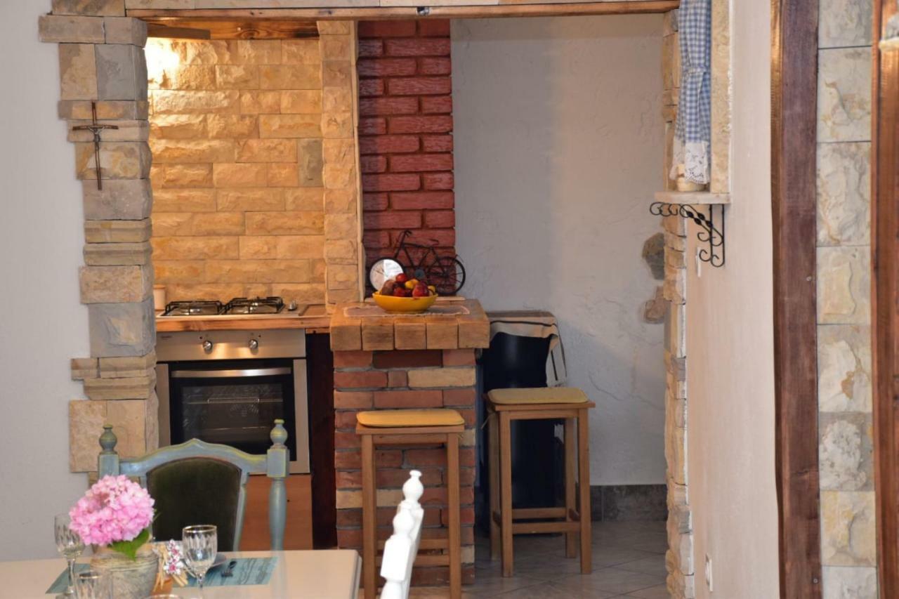 Apartamento Velebit Ražanac Exterior foto